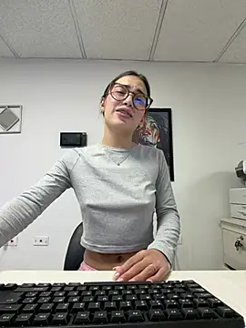 Sweet_Milaa1 webcam
