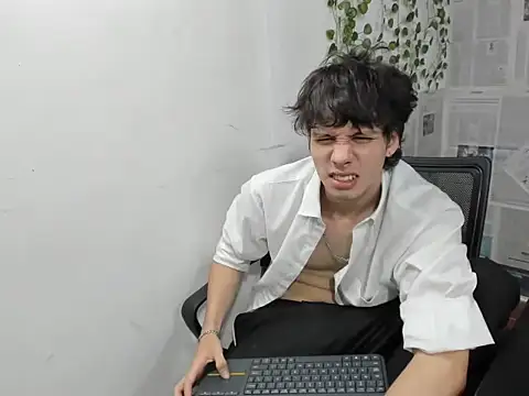 DANIEL_Hot777 webcam