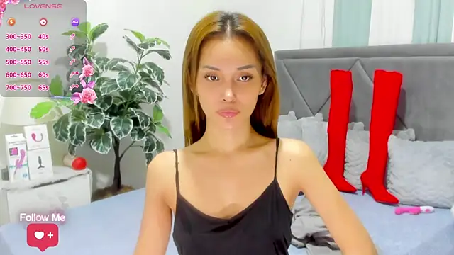 Maneliase - Trans webcam sex chat
