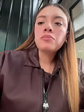 valery_mora webcam