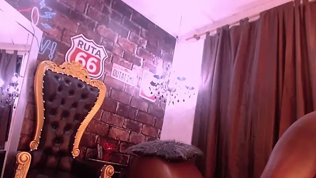MilaHallu webcam