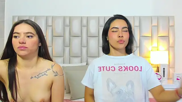paola_katy_dicks webcam