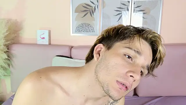 JazMaxxx webcam