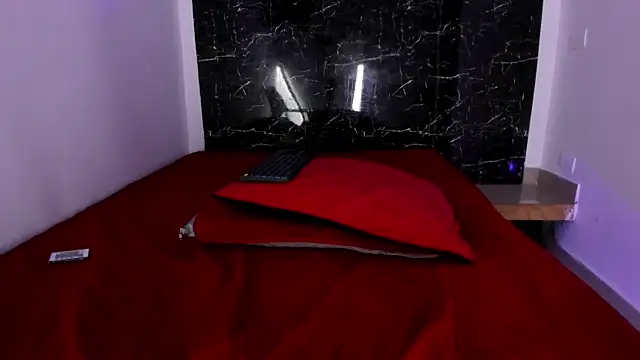 Adrian_Wolf webcam