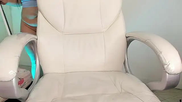 elli_scott_1 webcam