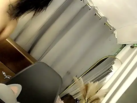 Little_SlutNica webcam