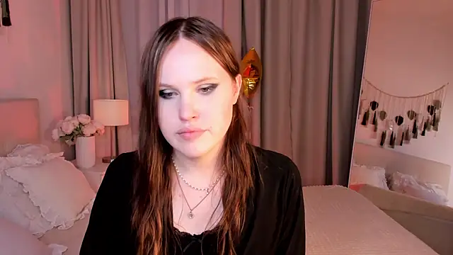 EffieMinki webcam