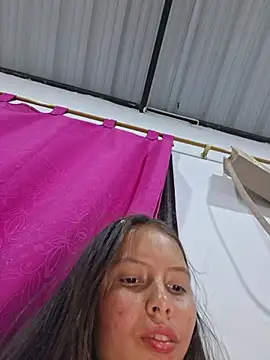 Khelmi live cam