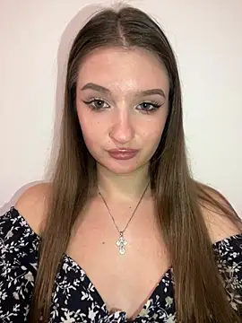 Green_eyes_lady