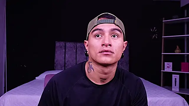 LiamDeep webcam