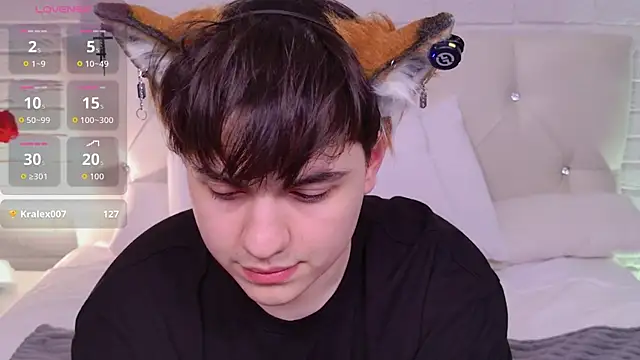 FetishFox webcam