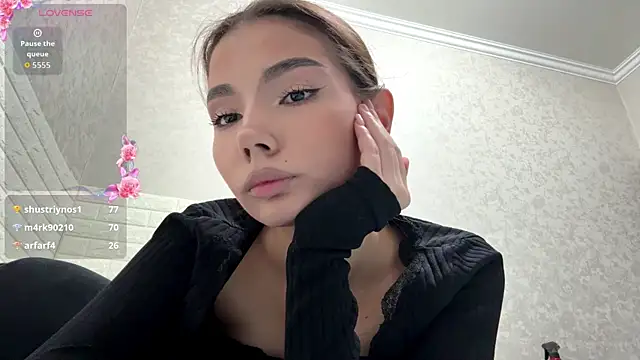 MarylnMonnier webcam