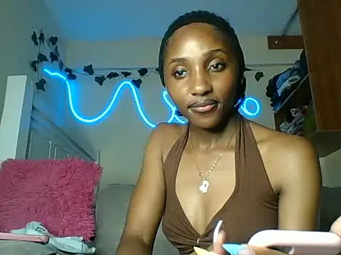 Velvet_peach webcam
