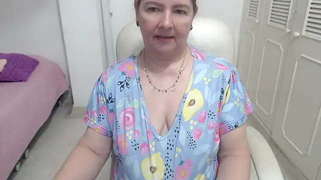 leonela_69