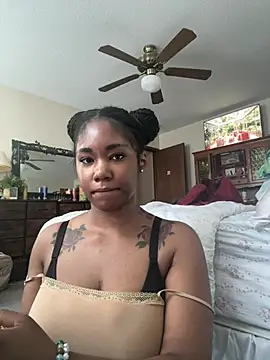 Ebonythroat777 webcam