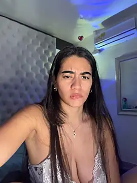 ZarahEvans webcam