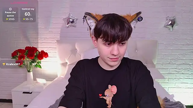 FetishFox webcam