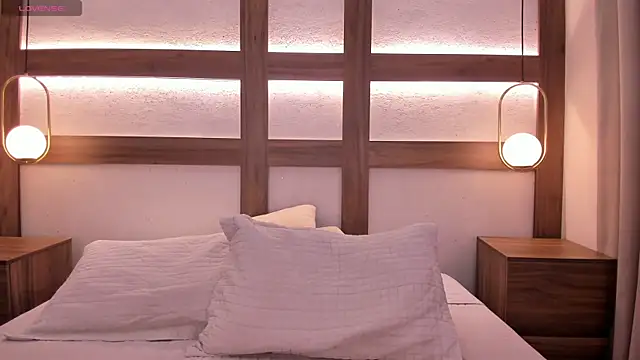 Emii_Lux webcam