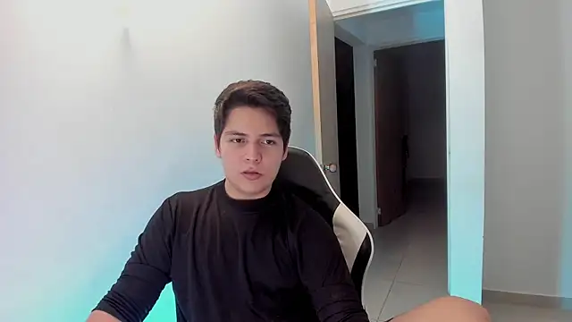 Asta_YunoXXX webcam