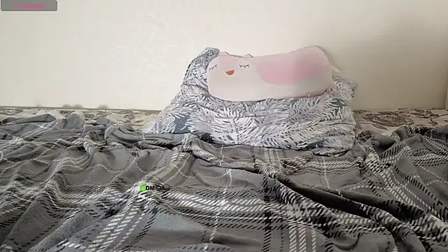 ShamlesssAdell webcam