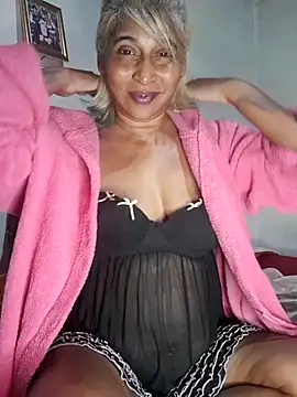 Goodgirlsue_77 webcam