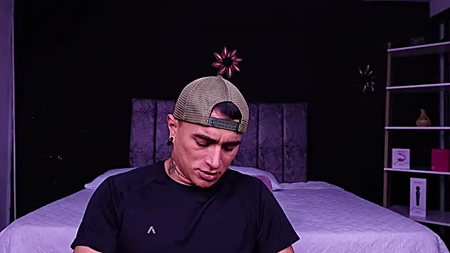LiamDeep webcam