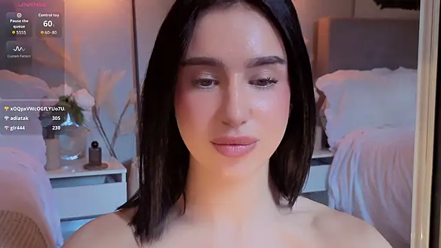 ShyColette live cam on StripChat