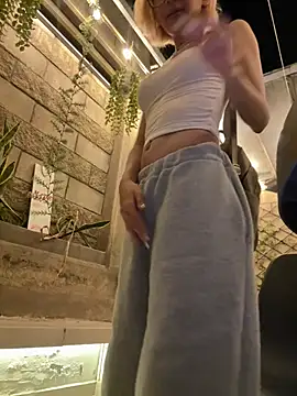 SweetBunnyGF webcam