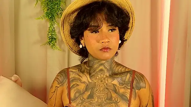 xbigpeach webcam