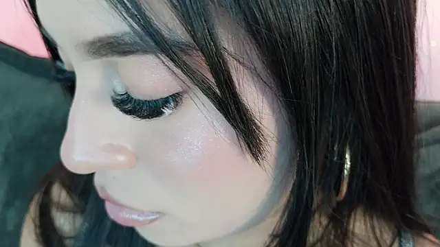 mia_roux1 webcam
