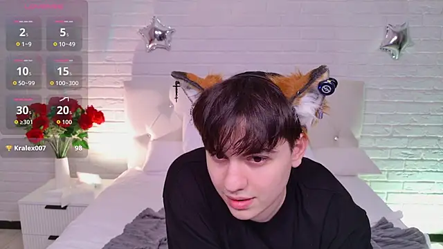 FetishFox webcam