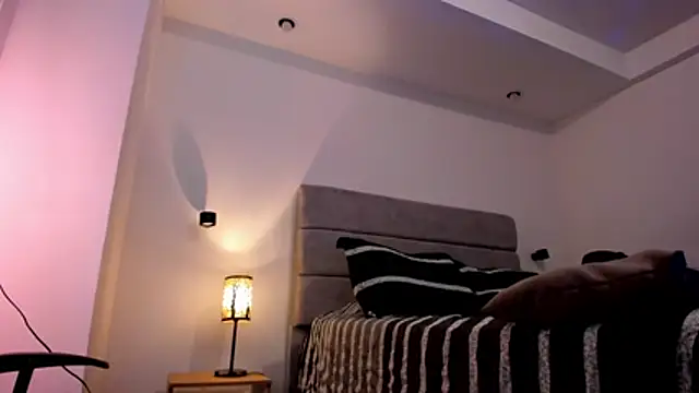 chris_morgan7 live cam on StripChat