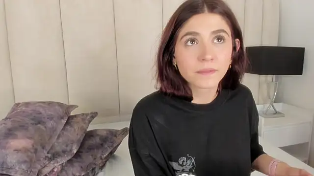 AnnyCherry_ webcam