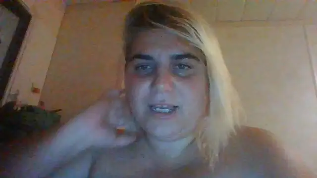 IvannaMystique webcam