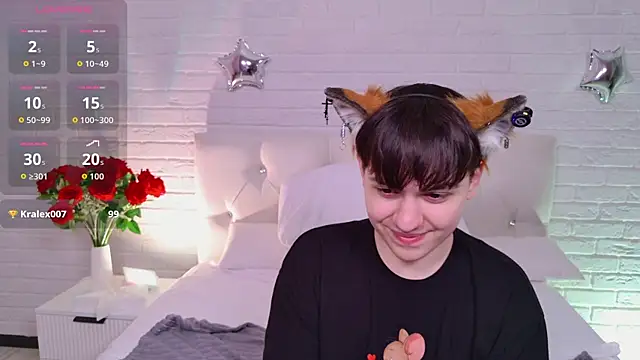 FetishFox webcam