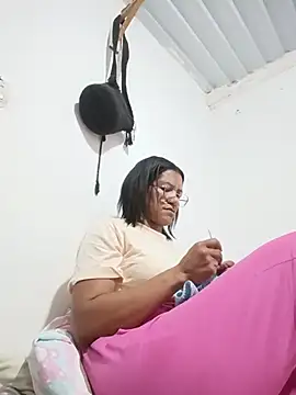 Bigassmommy_x webcam