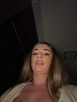 IsabellaEtthan live sex cam