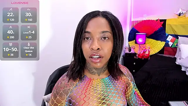 Pauline_Fox webcam