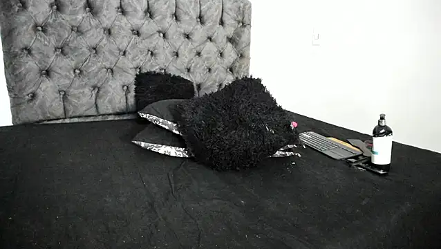 sweet__wild webcam