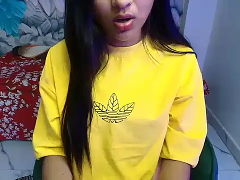 Hot-kavya webcam