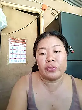 Lovelywoman43 webcam