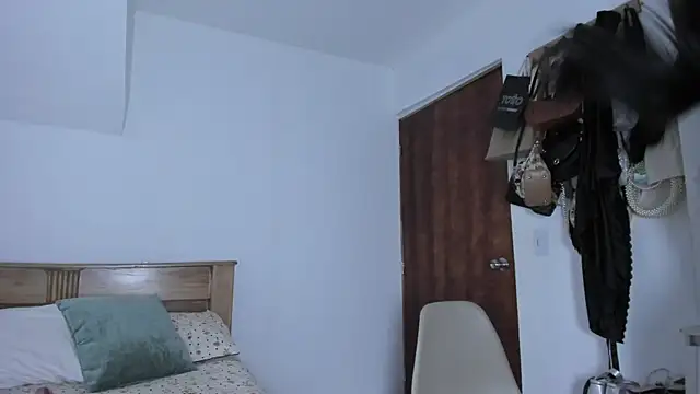 marywhitee__ webcam