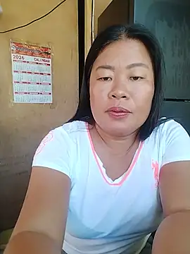 Lovelywoman43 webcam