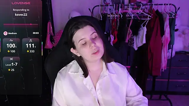 AmyVibess webcam
