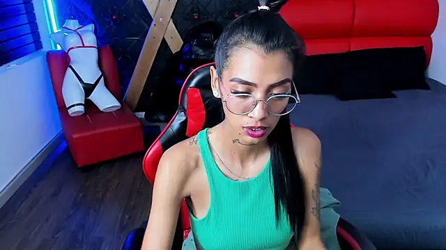KarlaSlutSkinny__