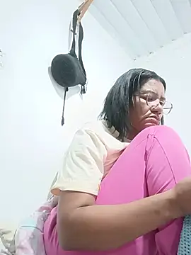 Bigassmommy_x webcam