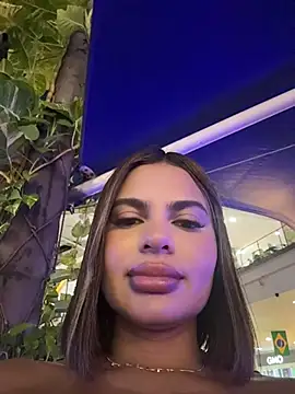 Irina_Velvett webcam