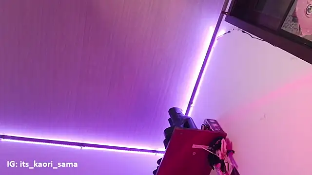kaori_sama_uwu webcam
