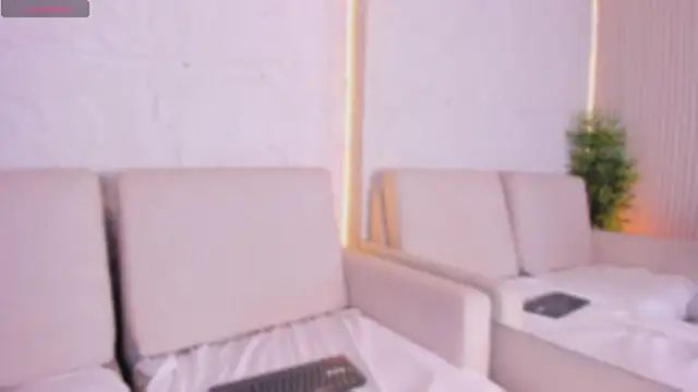 Ali_Hamilton webcam