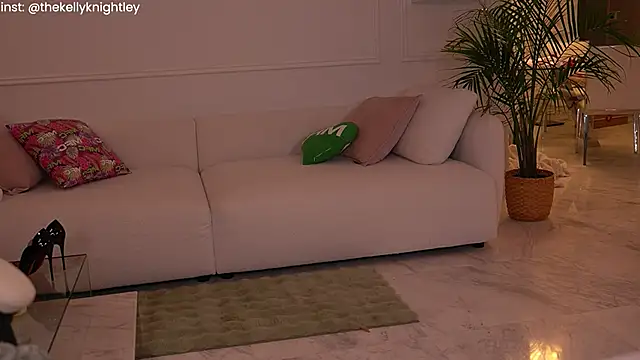 Ohbabykelly webcam